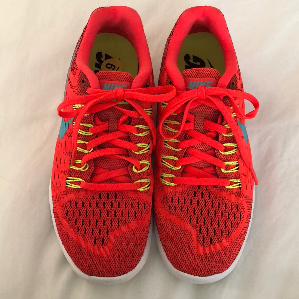 Nike Lunar Tempo running shoes